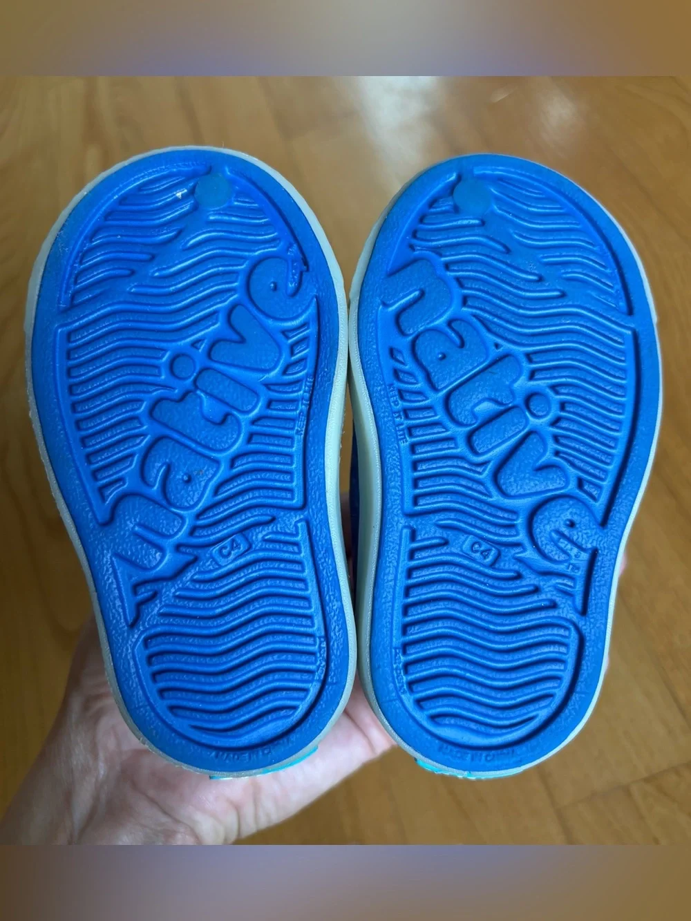 Native Jefferson slip-on sneakers Little Boys Shoes Royal Blue Kids Size C4